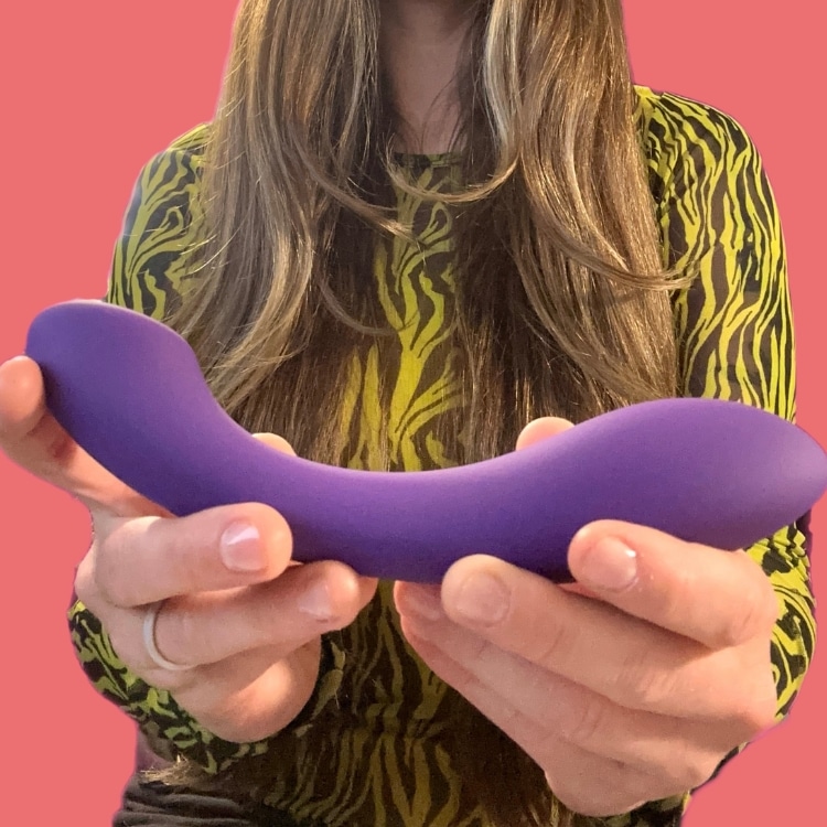 Desire Luxury Weighted Curved Silicone Dildo — Test & Review<