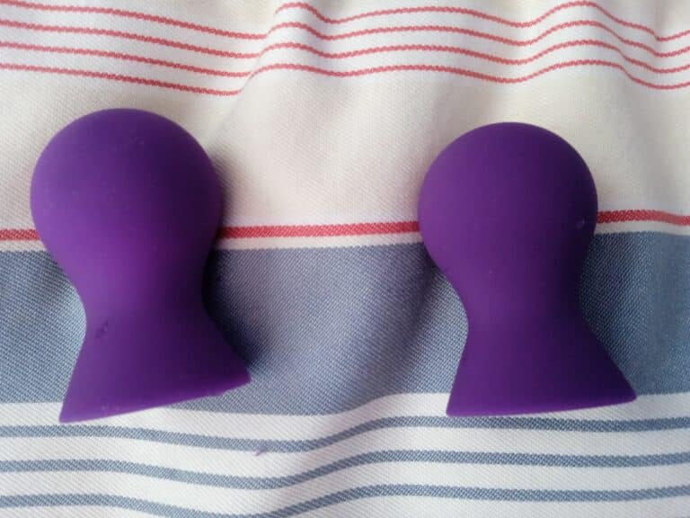 Lovehoney Colorplay Color-Changing Nipple Suckers - 