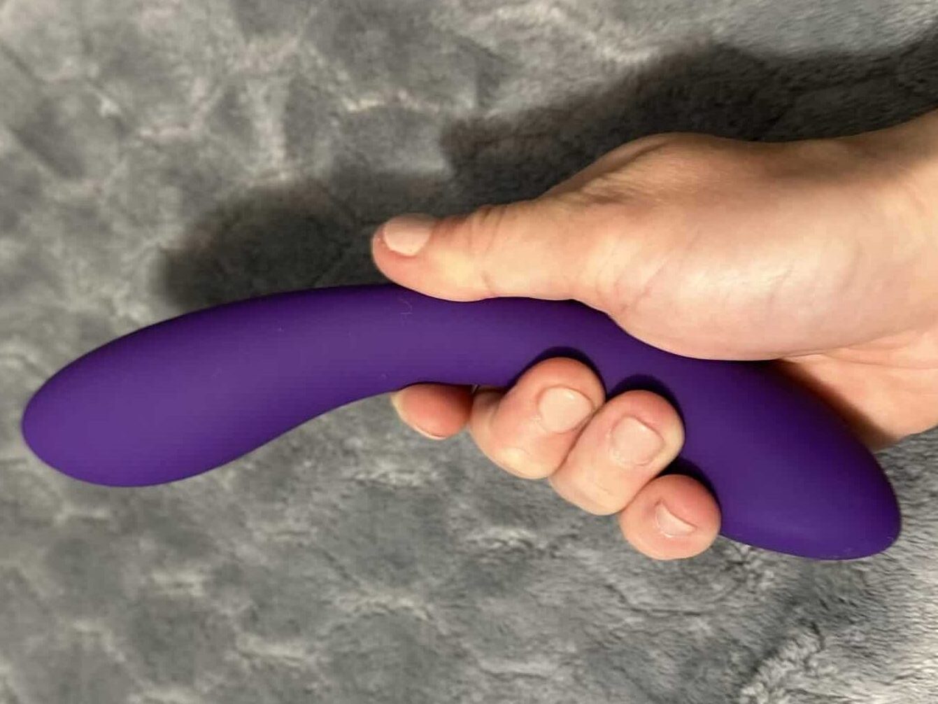 Desire Luxury Weighted Curved Double Ended Dildo. Slide 3