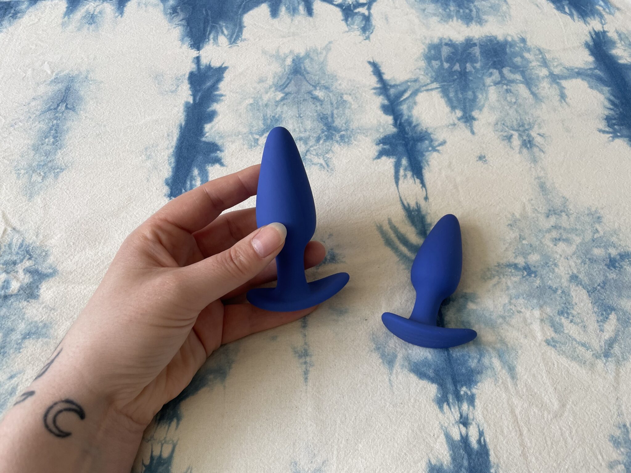 anal plug inside Dildo Shape Metal Butt Plug