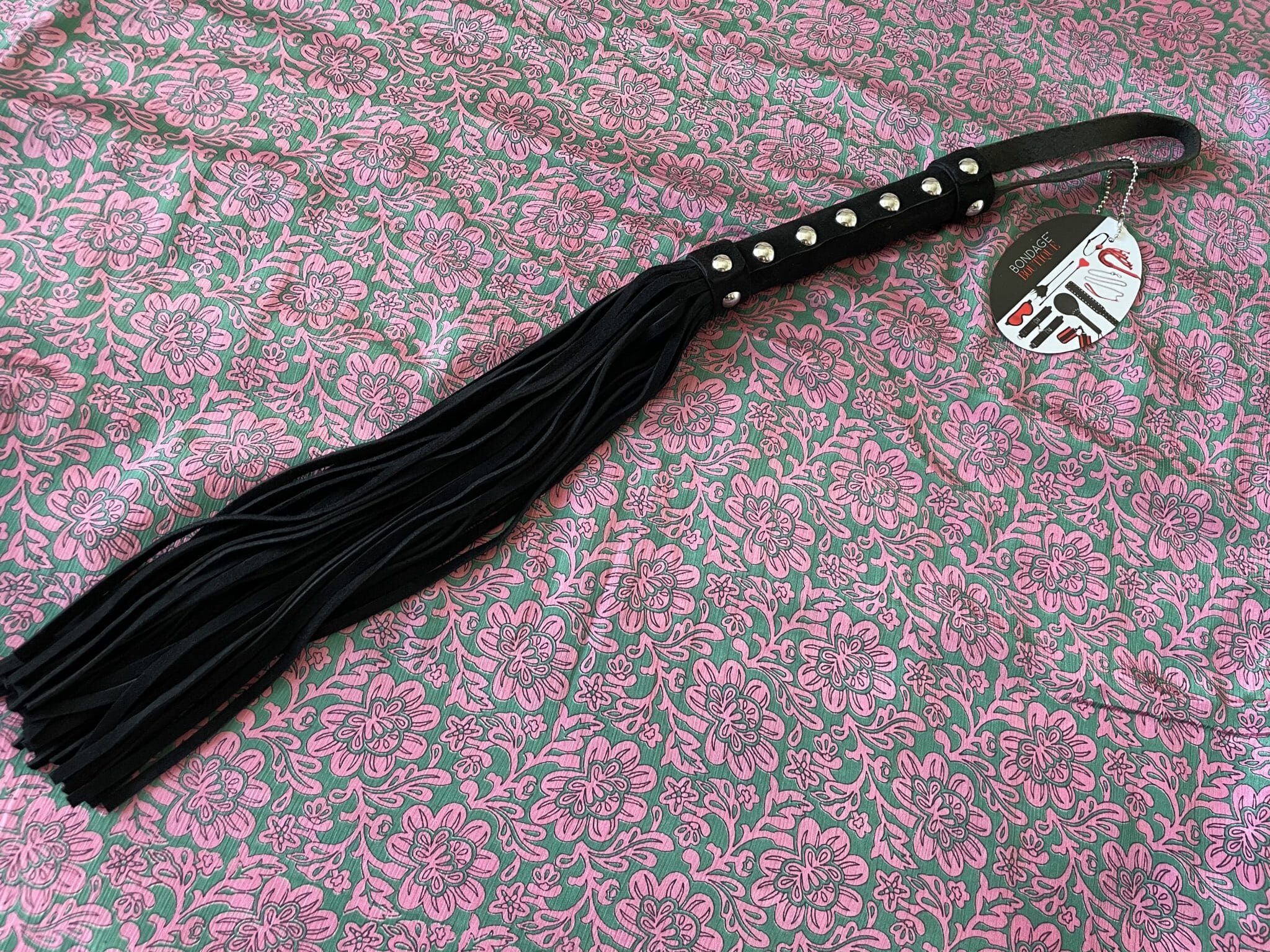 Bondage Boutique Advanced Extra Long Suede Flogger Design