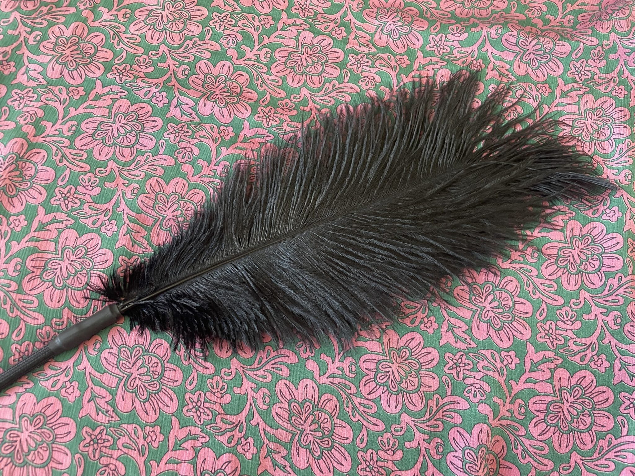 Bondage Boutique Luxury Ostrich Feather Tickler Materials and care