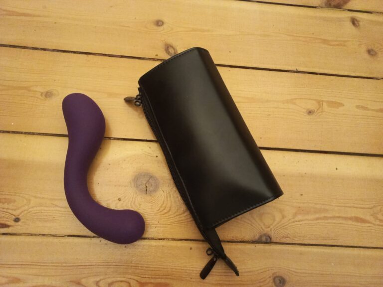 Lovehoney Desire Luxury Curved G-Spot Vibrator -  
