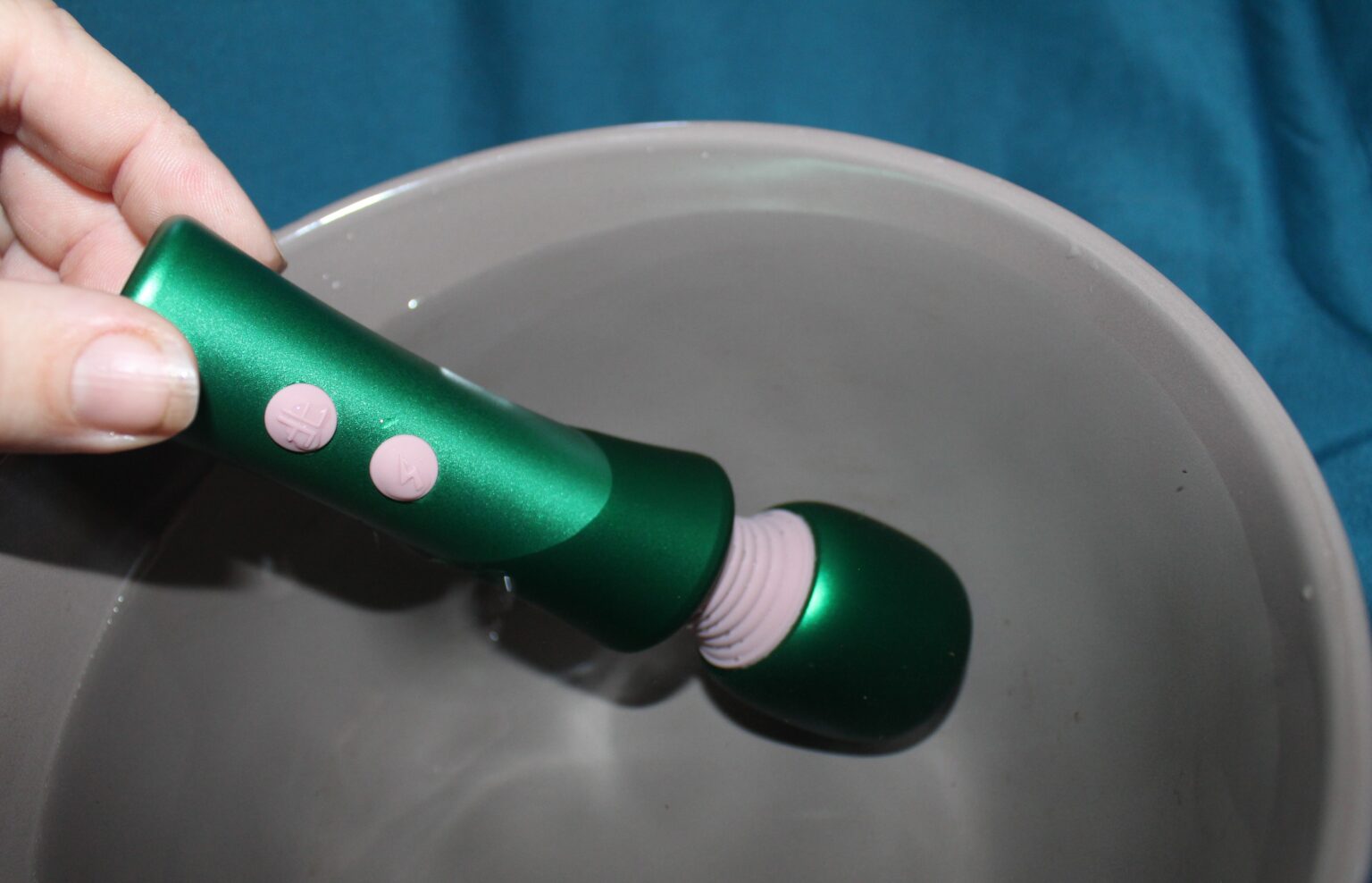 6 Best Sex Toys For Seniors [Actually Tested] - Bedbible.com