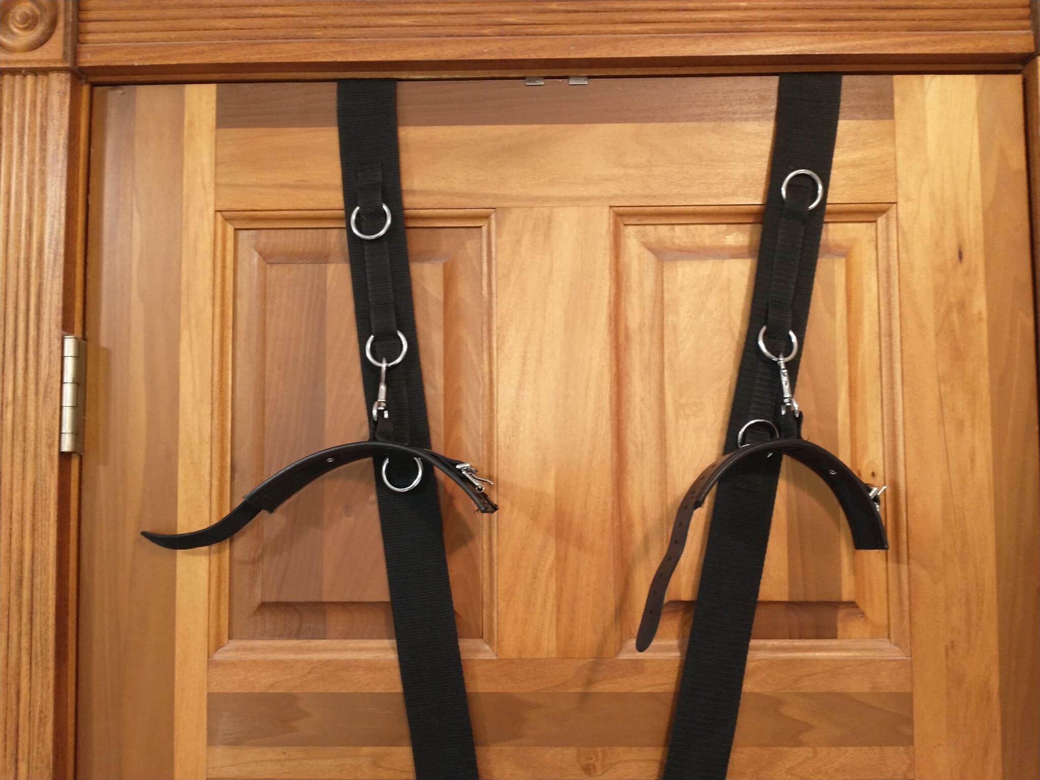 DOMINIX Deluxe Over the Door Cross Restraints 