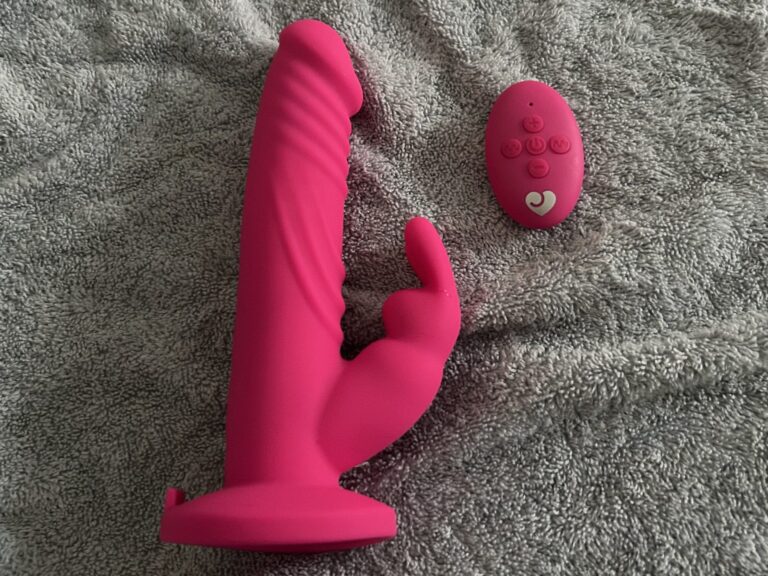 Lovehoney Hop Star Suction Cup Rabbit Vibrator Review