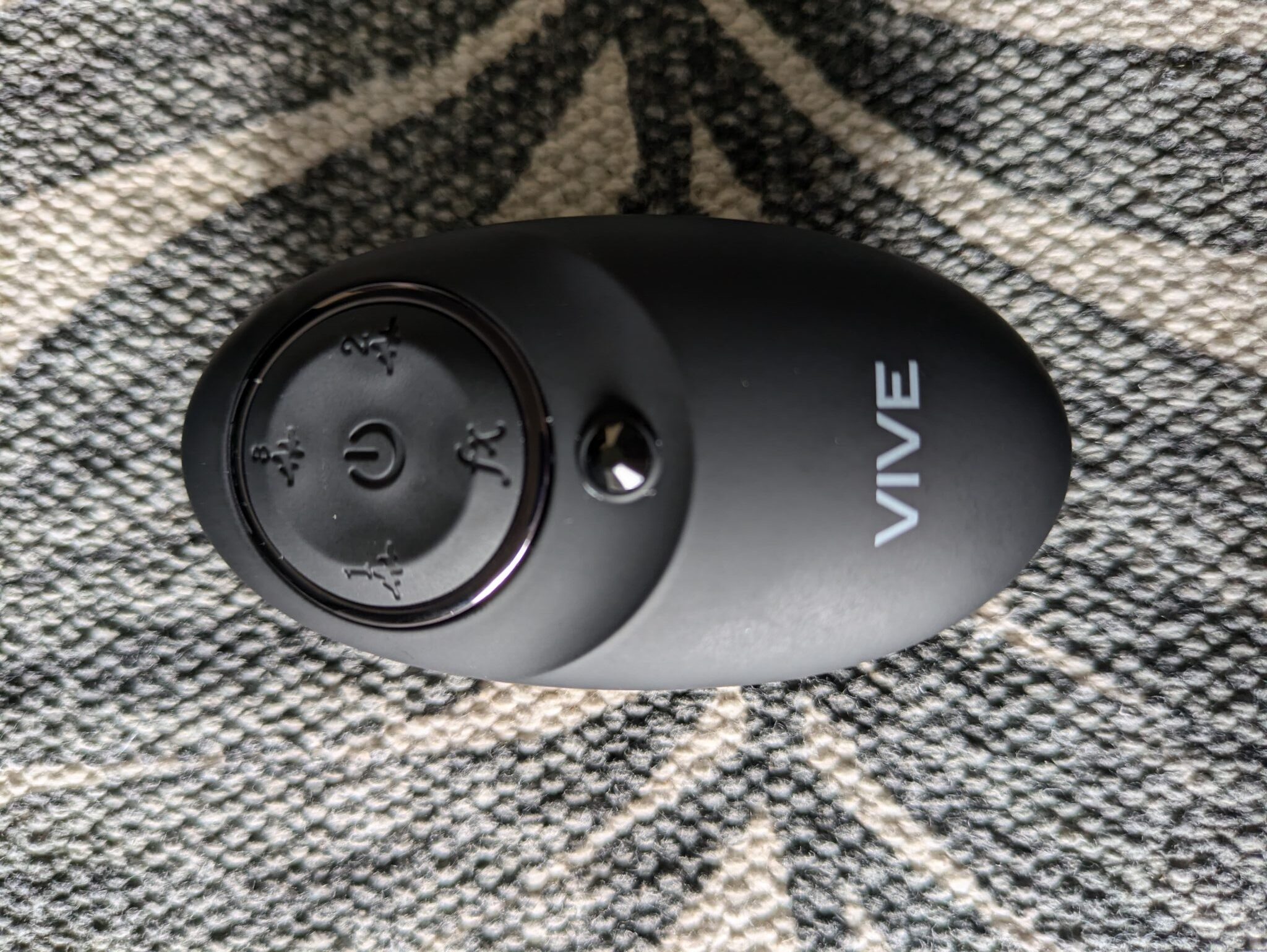 Vive KATA Pulsing Triple Stimulation Vibrator  Ease of Use