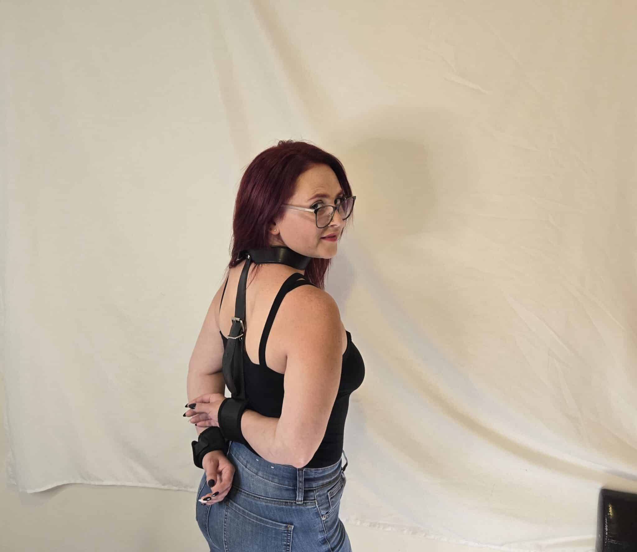 My Personal Experiences with Bondage Boutique Faux Leather Collar to Wrist Restraints