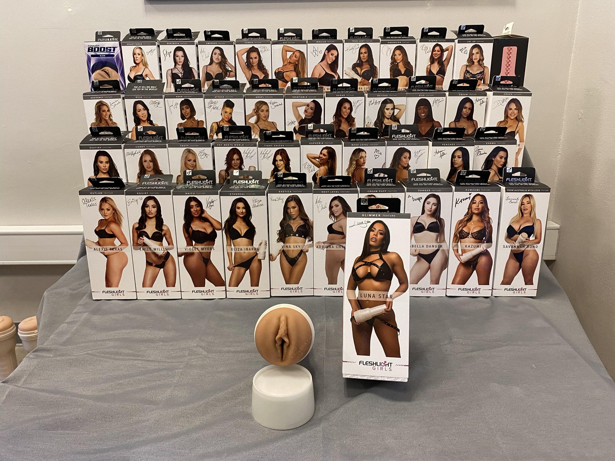 Luna Star Fleshlight Review (of the Glimmer Sleeve)