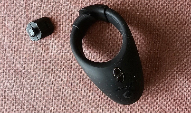 We-Vibe Bond Vibrating Cock Ring Design