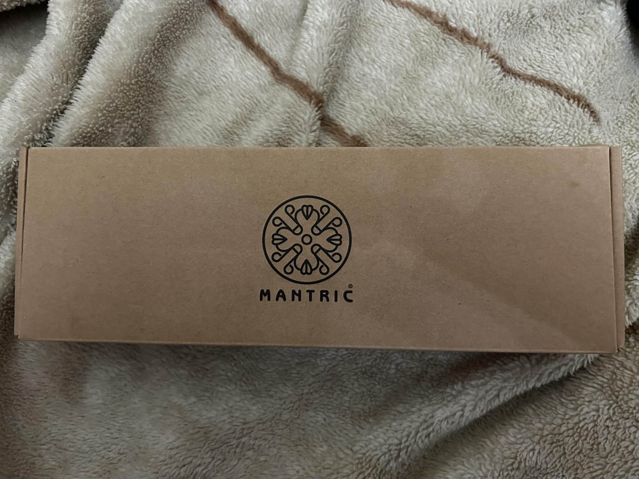 Mantric Rechargeable Realistic Vibrator Packaging