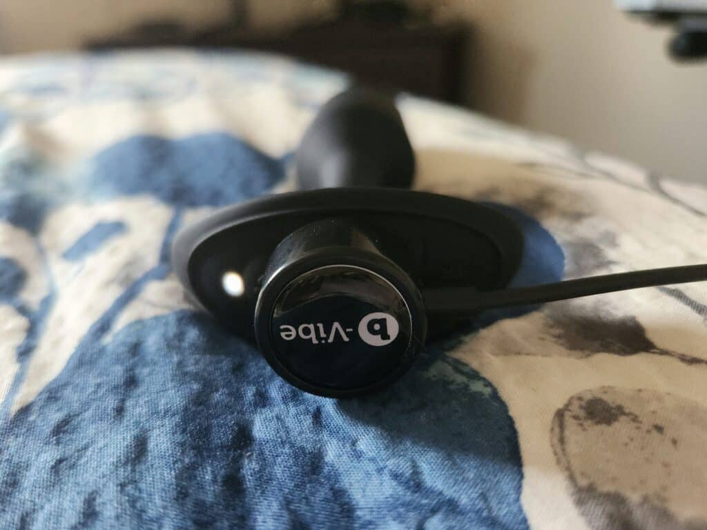 b-Vibe Vibrating Snug Plug 2 - 