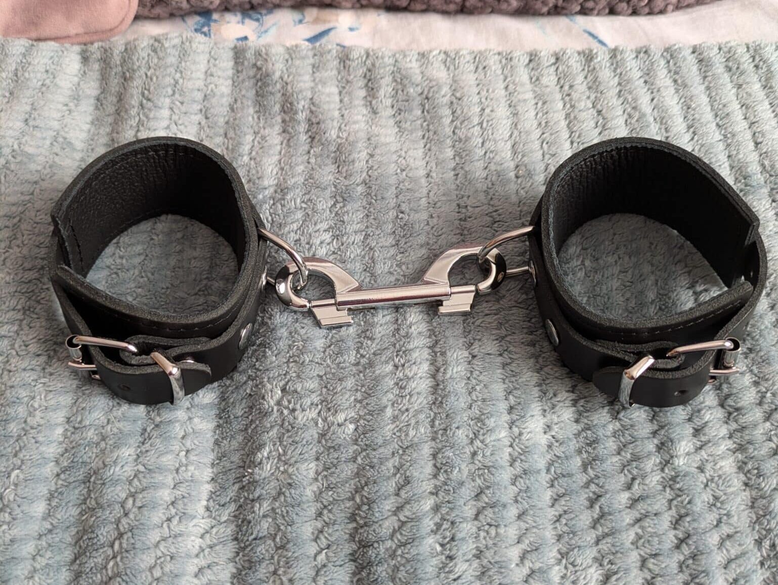 Bondage Boutique Soft Leather Handcuffs  Design