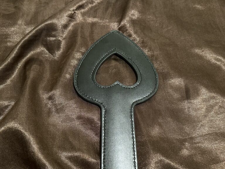 Sex & Mischief Shadow Heart Paddle - 