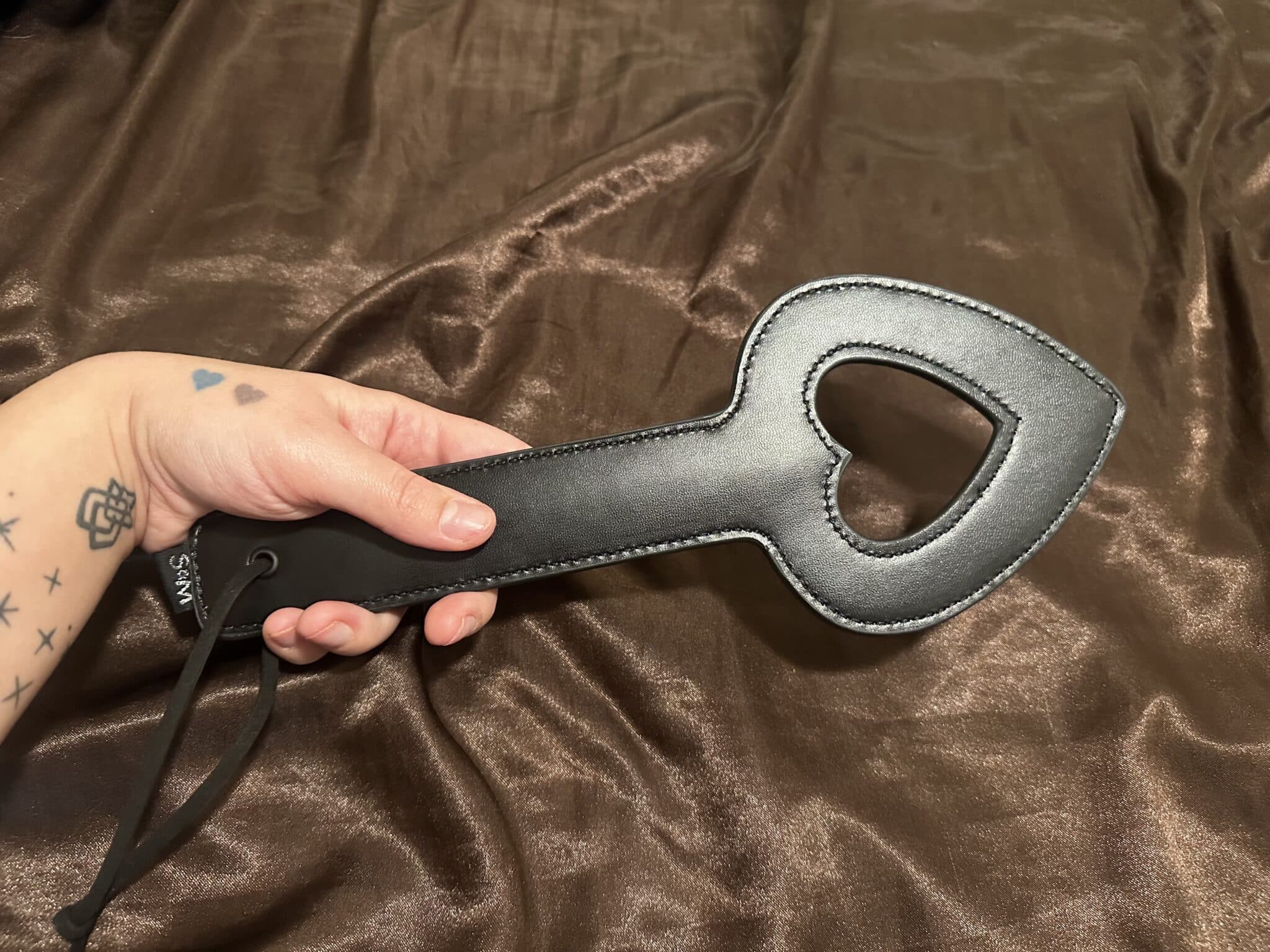 Sex & Mischief Shadow Heart Paddle review