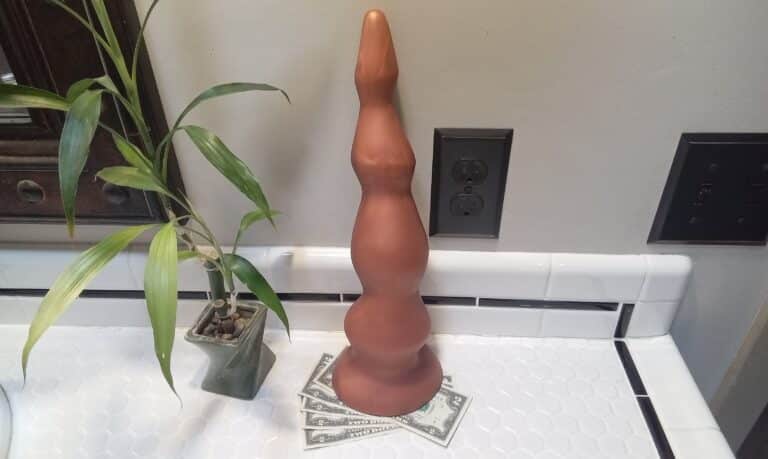 Peepshow Toys - Squarepeg Toys, Tree Large - <