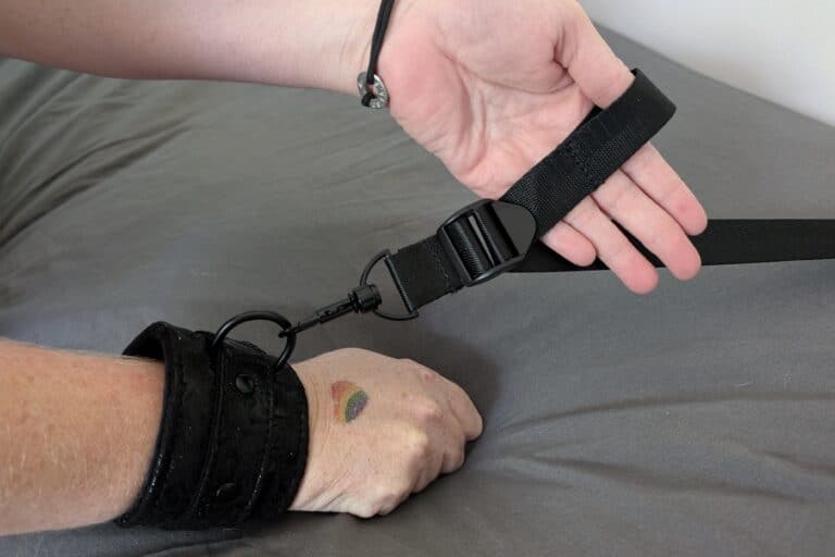 Bondage Boutique Black Rose Under Mattress Restraint Kit  - 