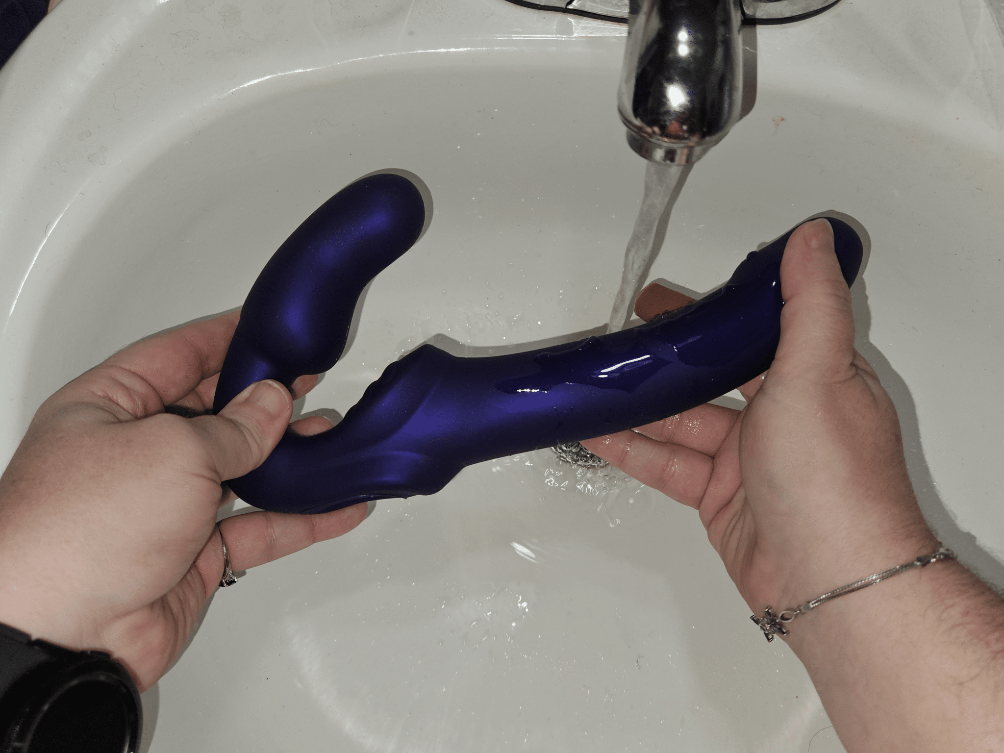 Fuze Tango Double Ended Dildo Packaging