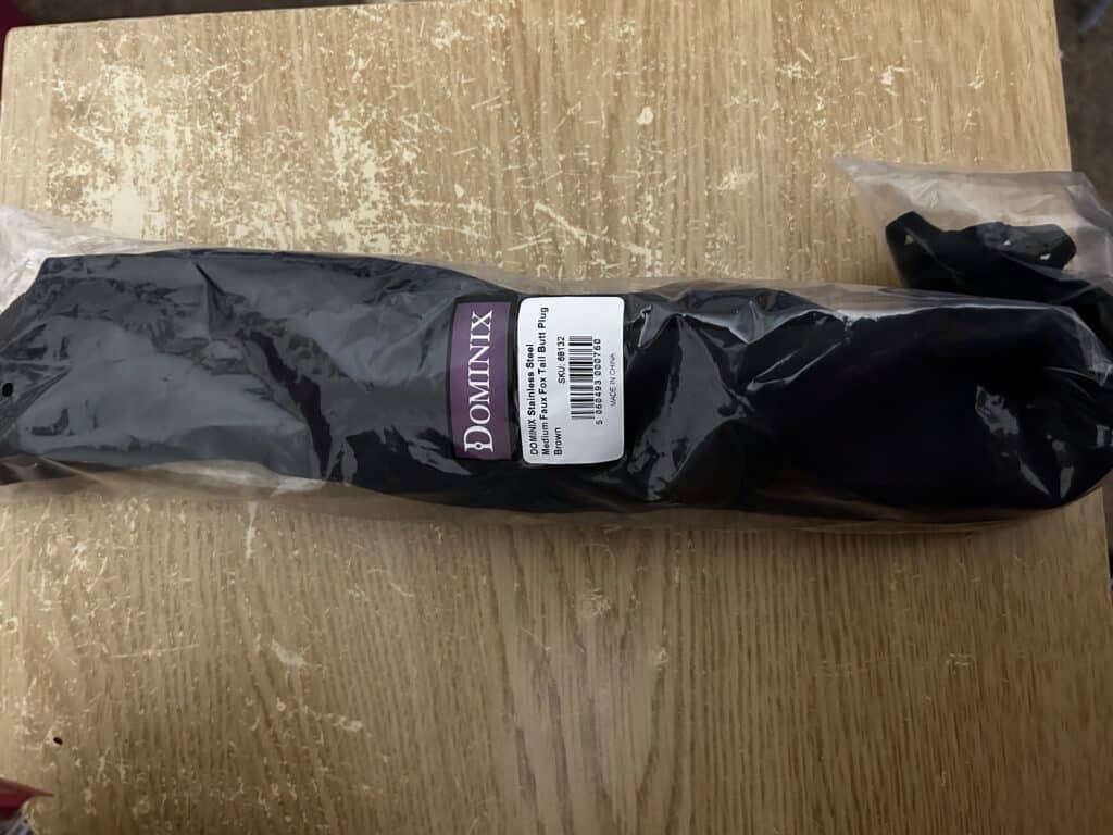 DOMINIX Deluxe Stainless Steel Medium Faux Fox Tail Butt Plug - 