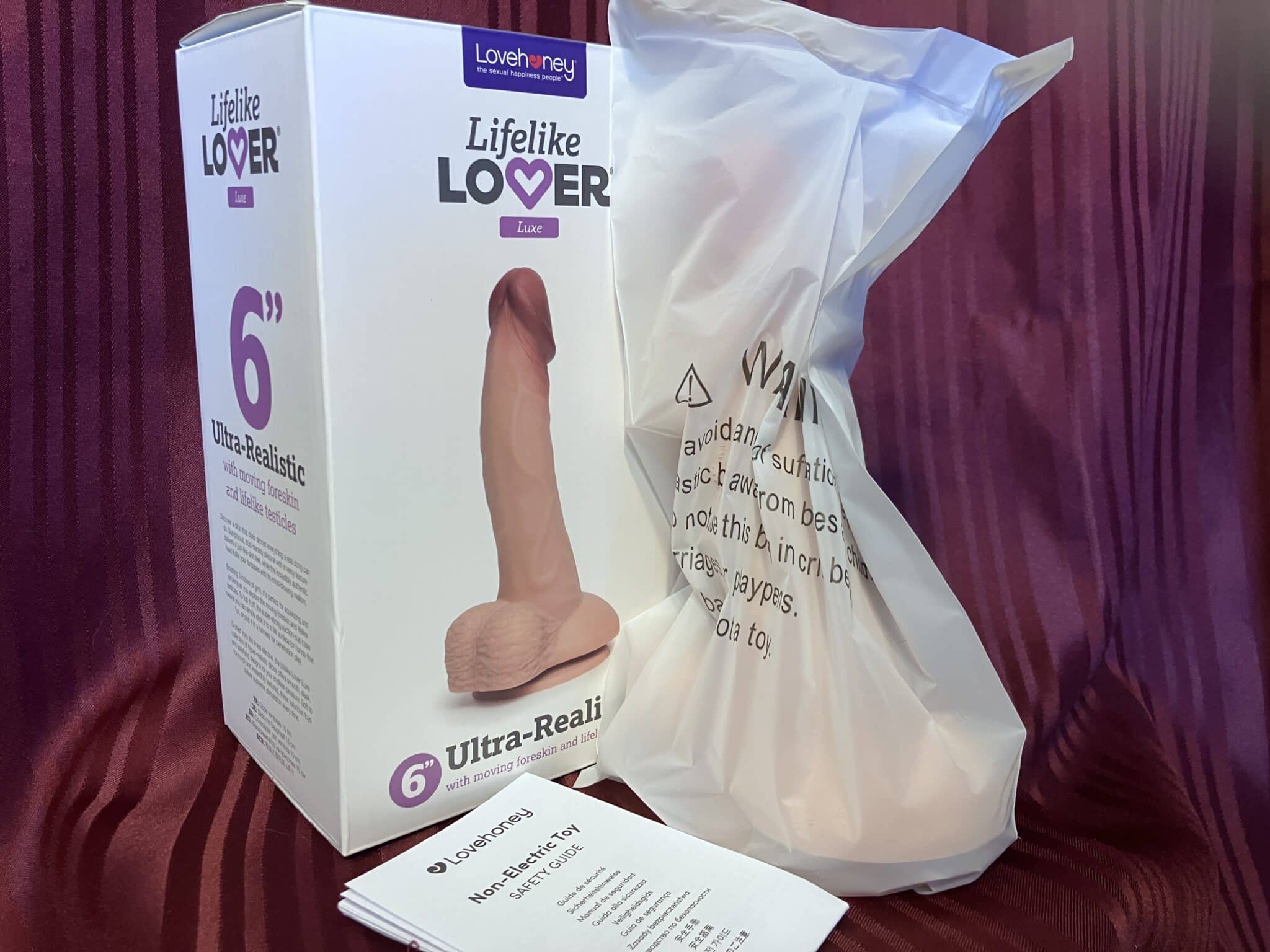 Lifelike Lover Luxe Ultra Realistic Silicone Dildo Packaging