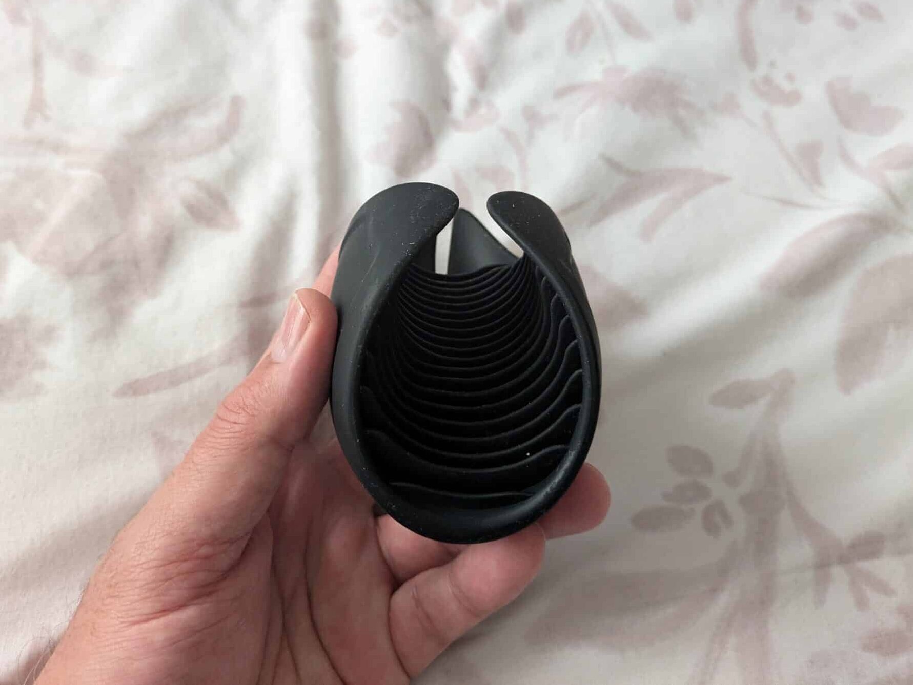 Blowmotion Vibrating Hand Job Masturbator Review