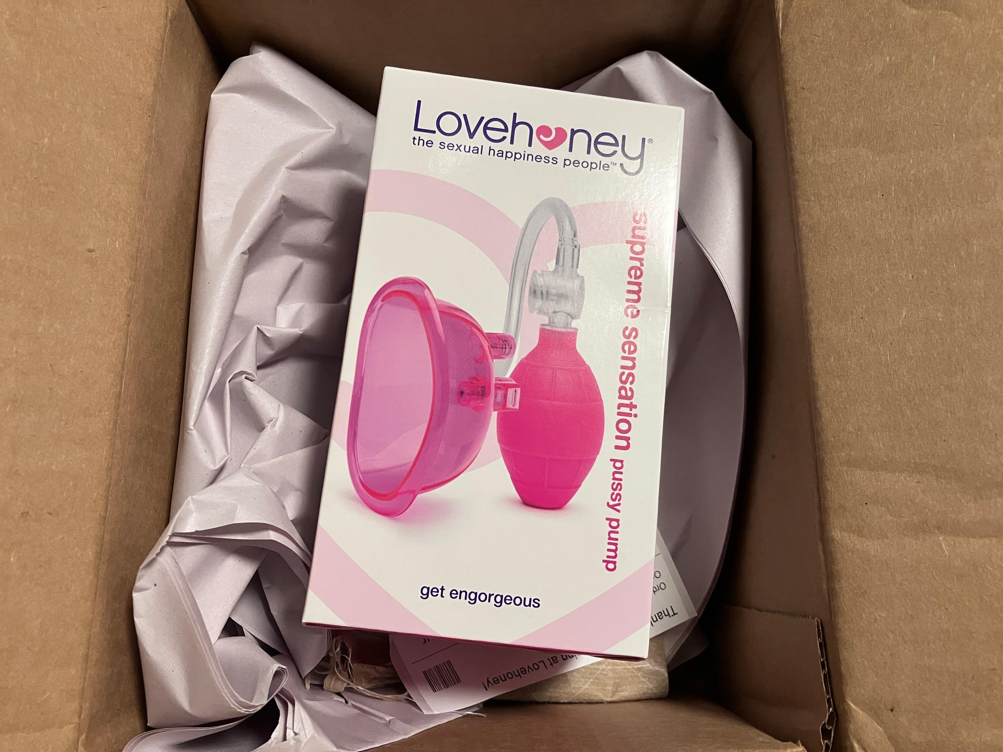 Lovehoney Supreme Sensation Pussy Pump Packaging