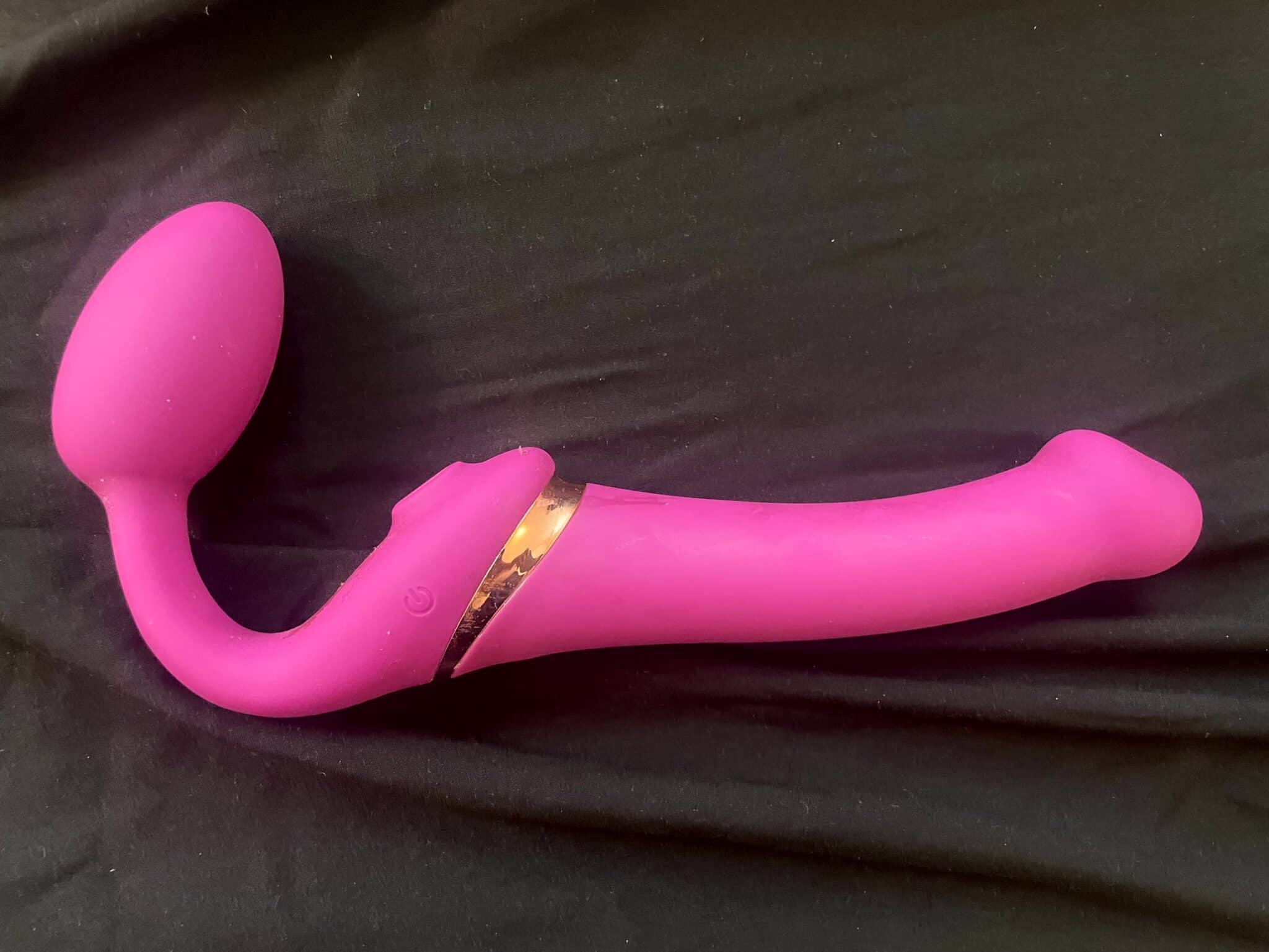 Strap-On-Me Multi Orgasm Bendable Strapless Strap-On Design