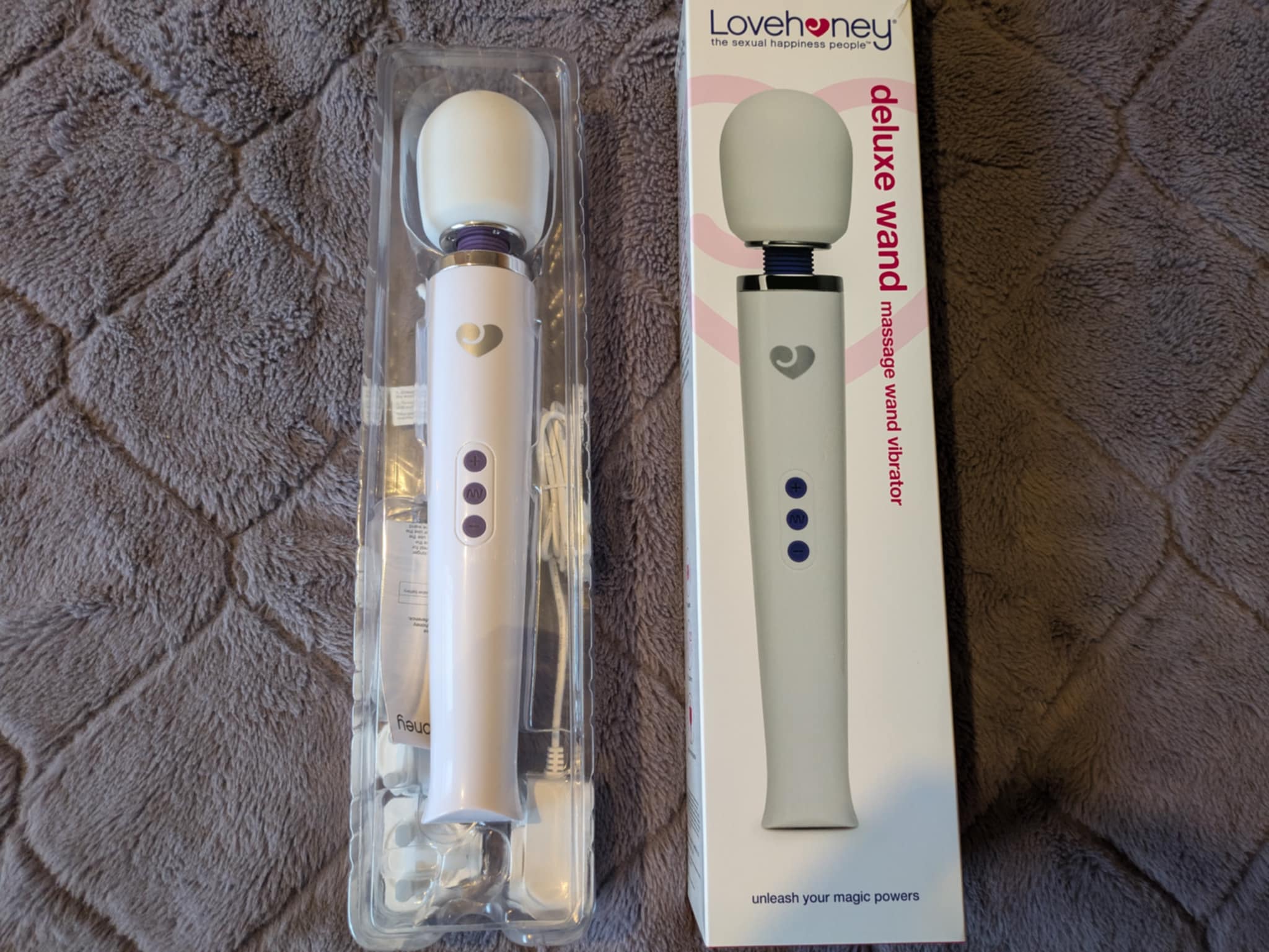 Lovehoney Deluxe Extra Powerful Rechargeable Wand Massager Design