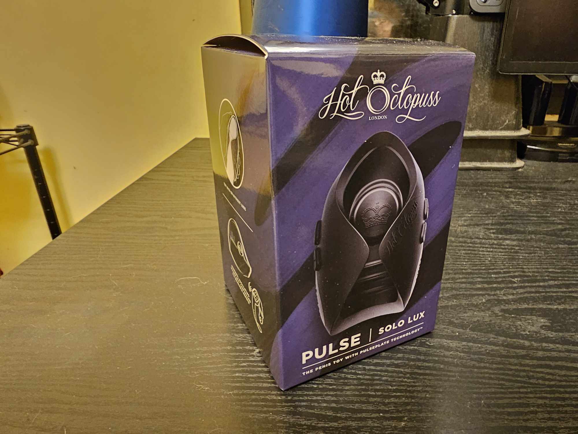 Hot Octopuss Pulse Solo Lux Packaging