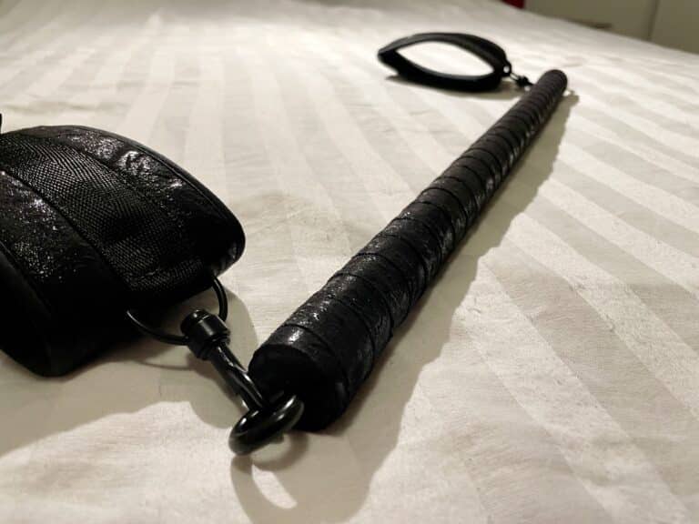 Bondage Boutique Black Rose Spreader Bar - <