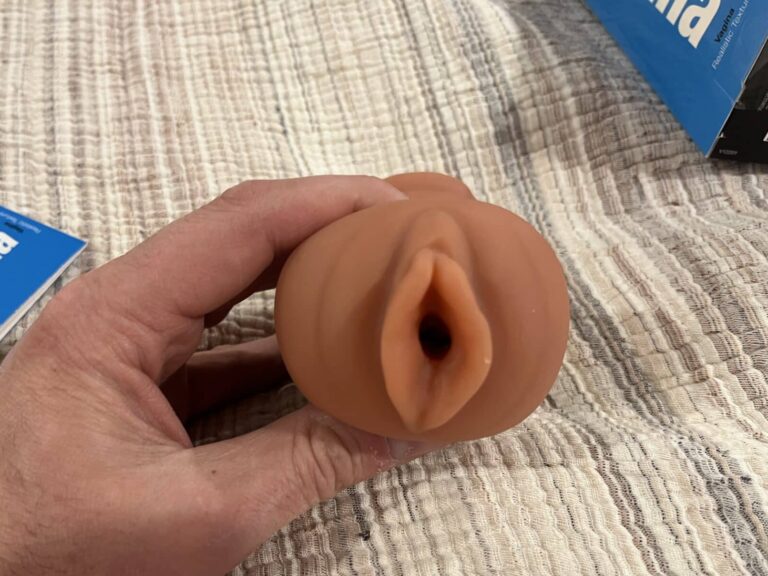 THRUST Pro Mini Carina Realistic Pocket Pussy - 