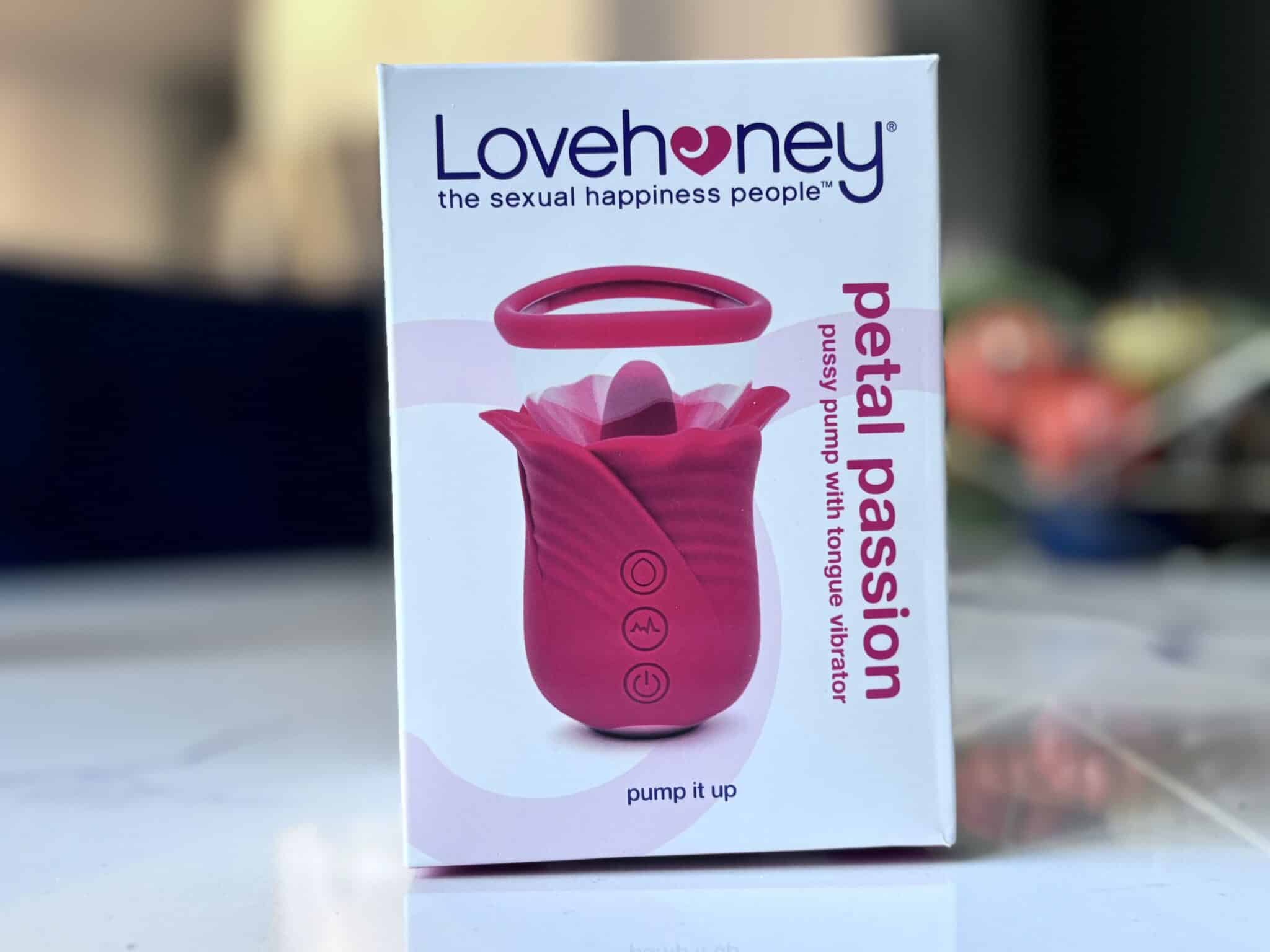 Lovehoney Rose Pussy Pump with Clitoral Stimulator Packaging