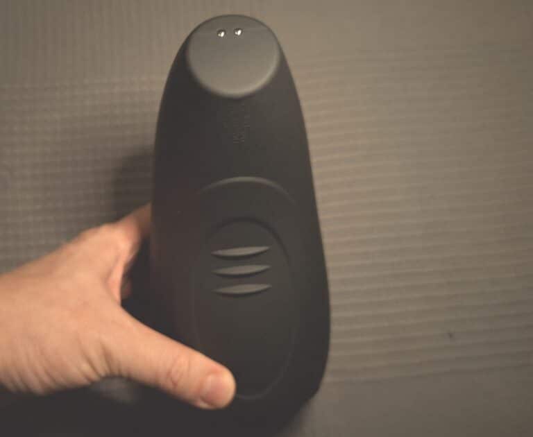 Blowmotion Warming and Pulsing Male Masturbator - <