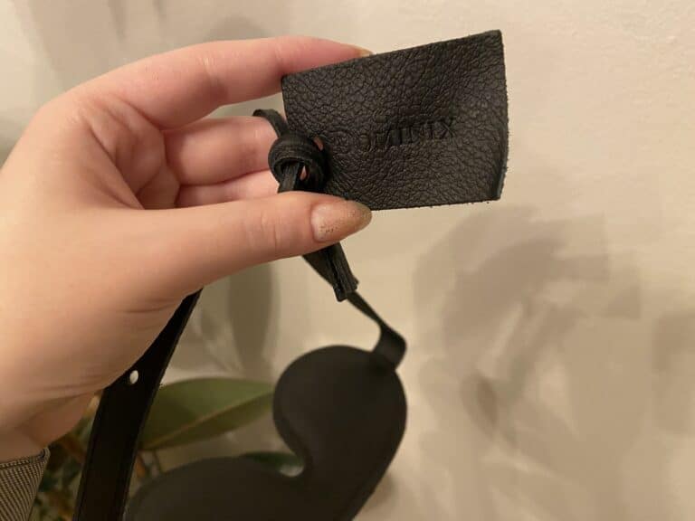 DOMINIX Deluxe Padded Leather Blindfold - 