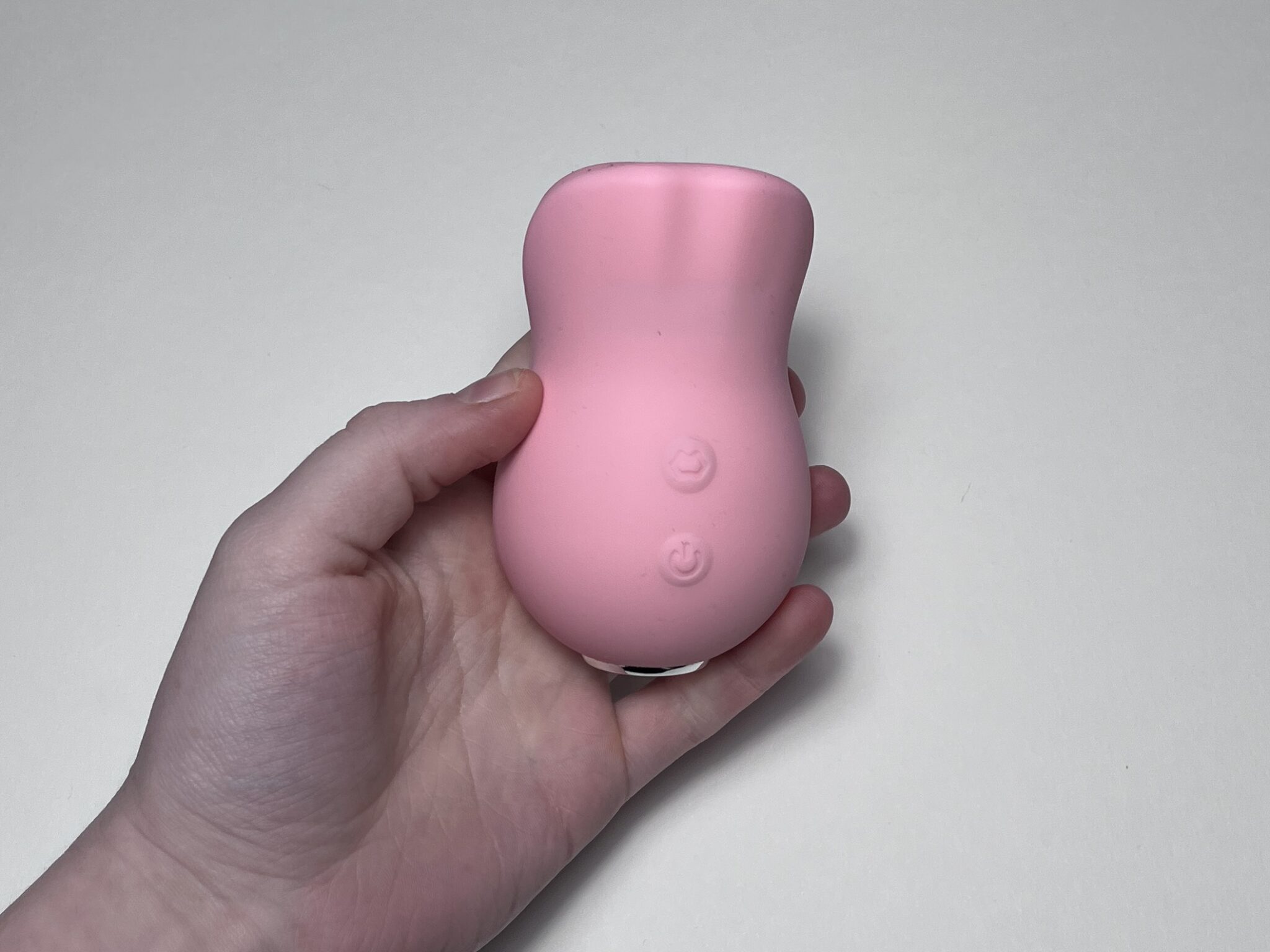 Castedge 3-IN-1 Silicone Mouth Tongue Clitoral Vibrator and Stimulator review