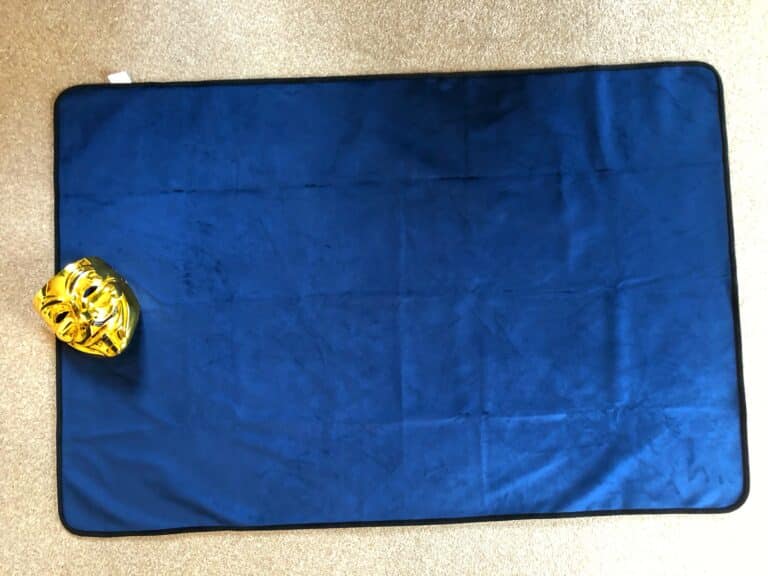 Liberator Fascinator Travel Throw  - <