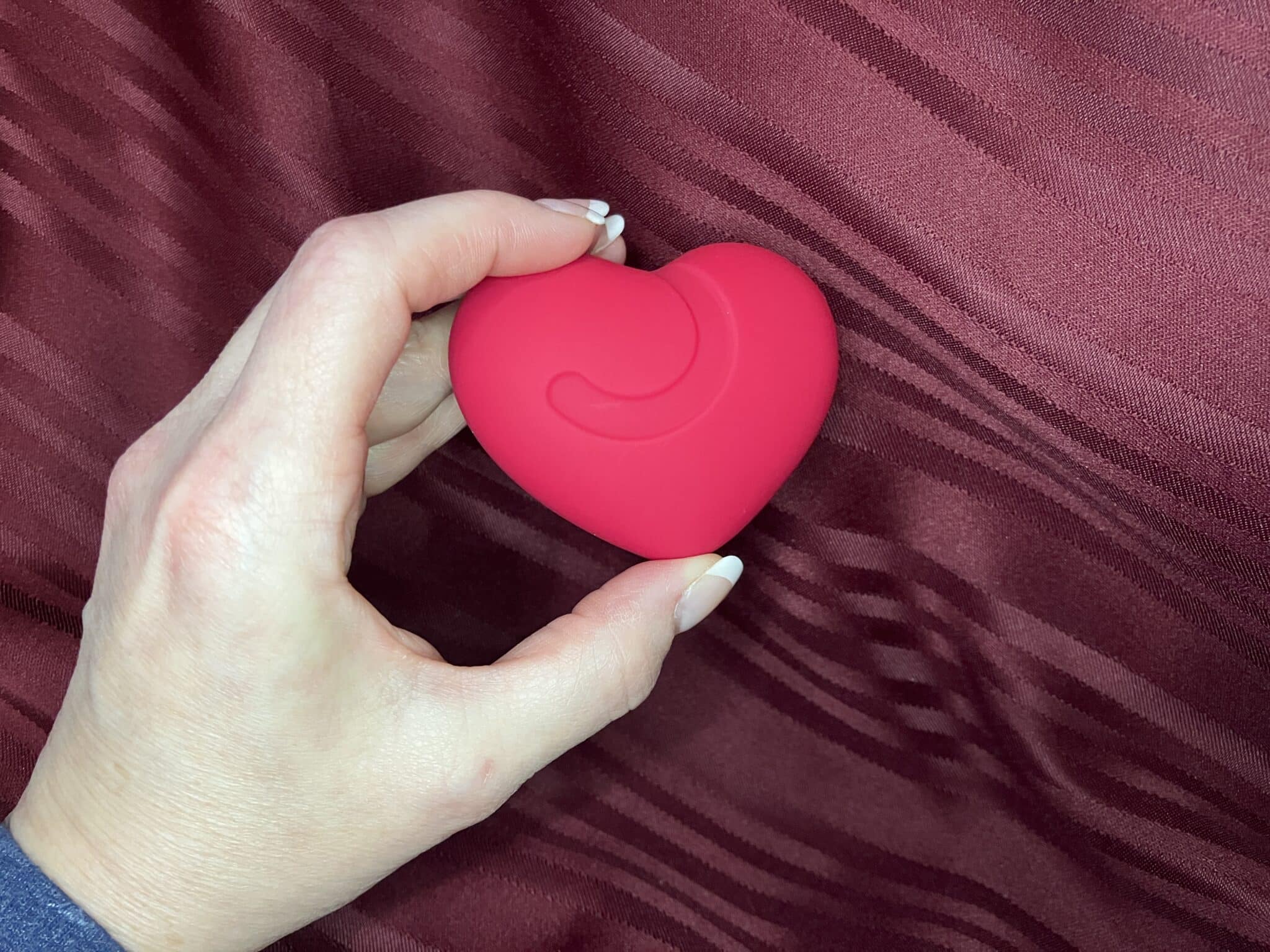 Lovehoney Heart Throb Vibrator Design