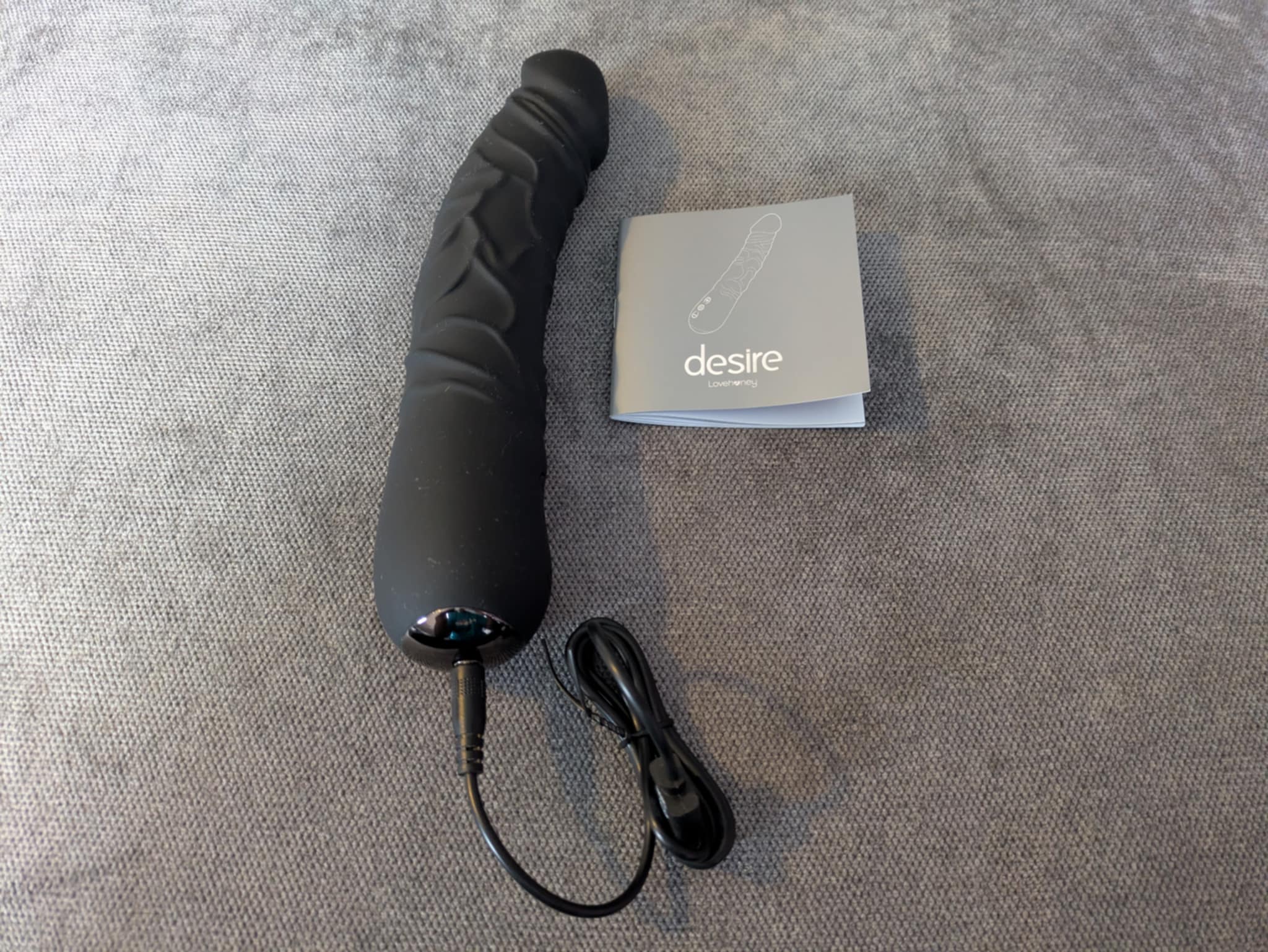 Desire Luxury Realistic Dildo Vibrator. Slide 5