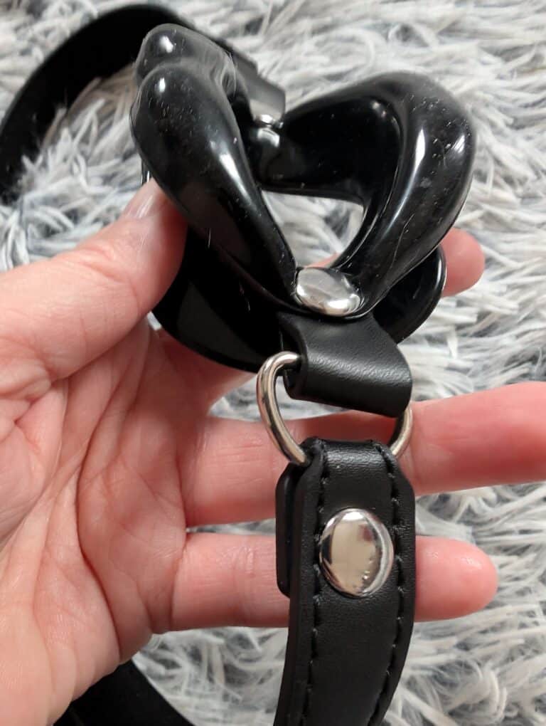 DOMINIX Deluxe Silicone Open Mouth Lip Gag Review