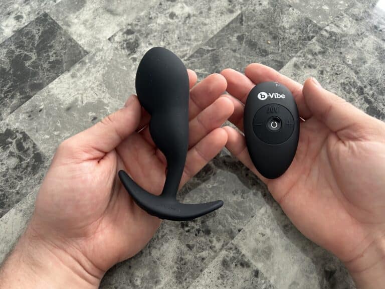 b-Vibe Remote Control P-Spot Snug Plug - 