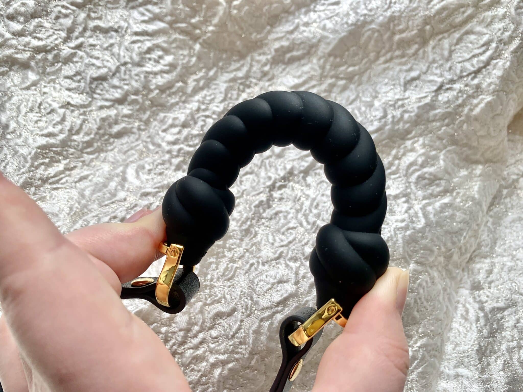 UPKO Knot-Shaped Mouth Gag Ease of Use