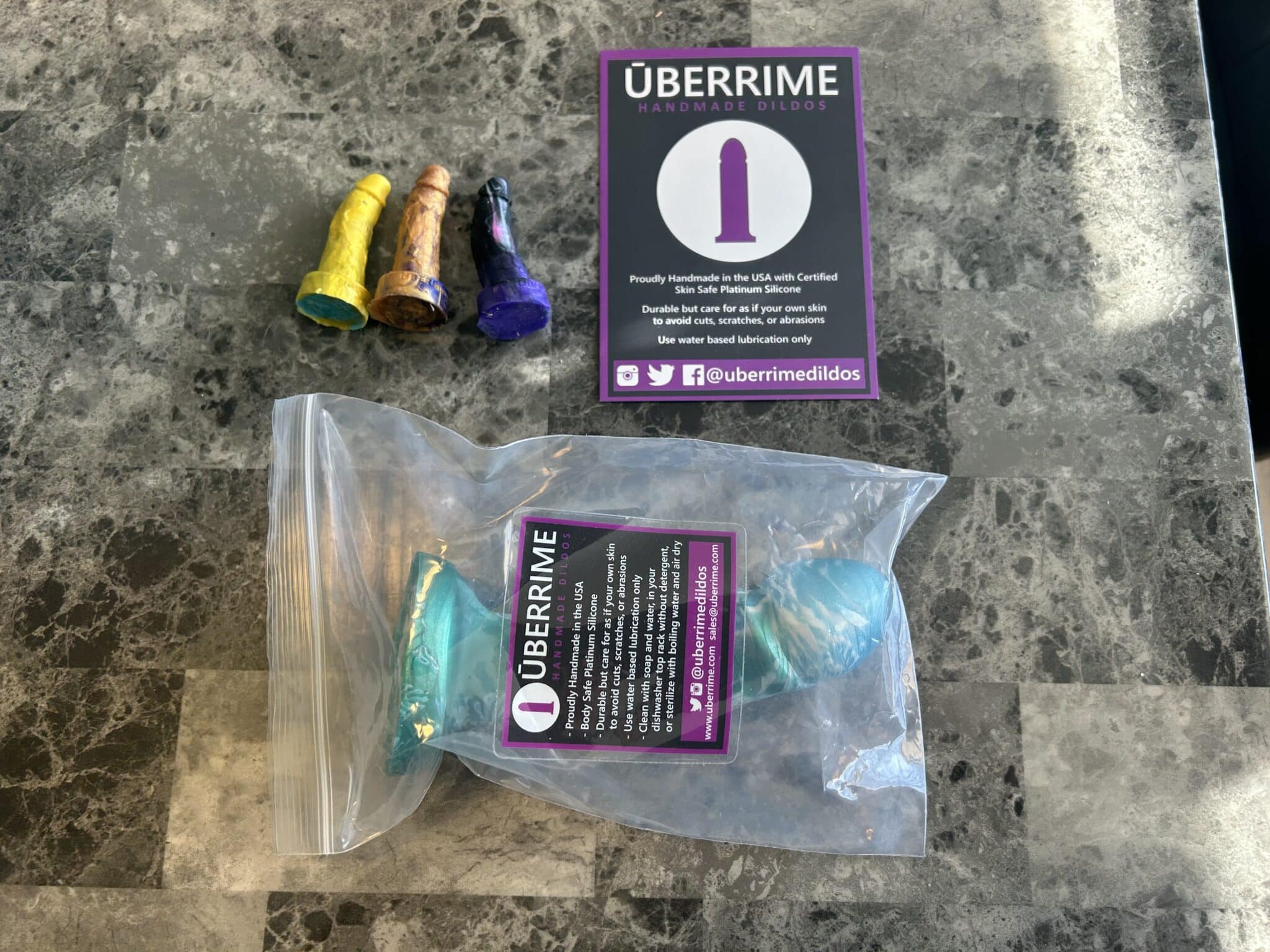 Uberrime Original Essential Dildo Packaging