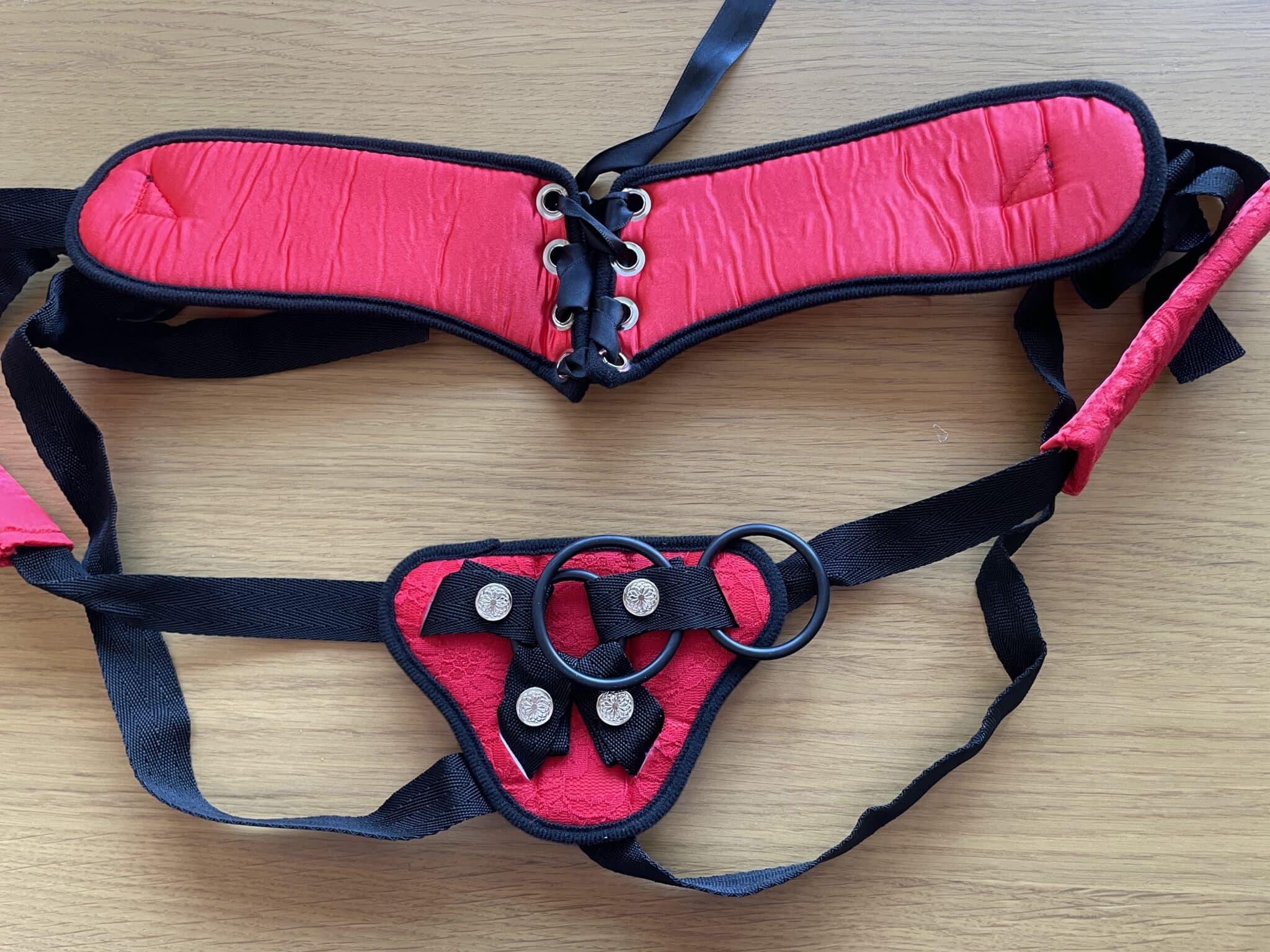 Sportsheets Red Lace Corsette Strap-On Harness Ease of Use