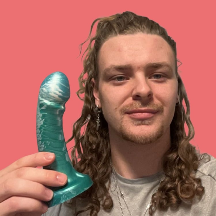 Compare Uberrime Original Essential Dildo