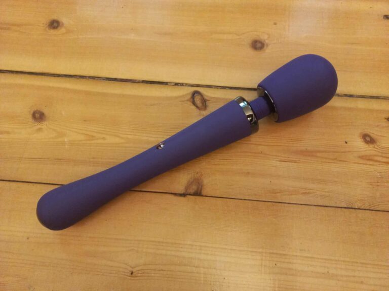 Lovehoney Desire Luxury Wand Vibrator - 